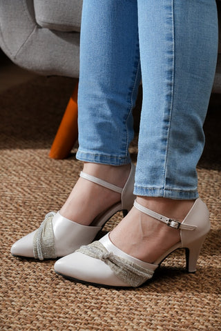 Nayla Heels | Cream